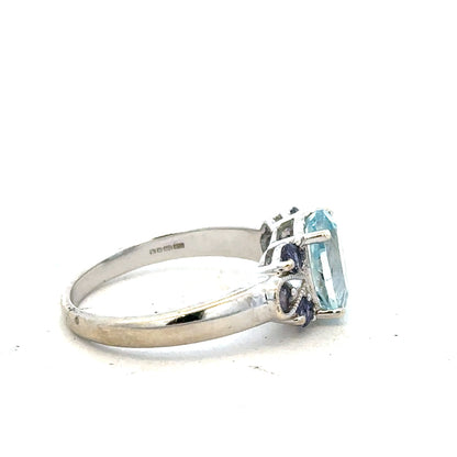 9ct white gold ring in size N with a smooth polished band, unbranded jewelry accessory.