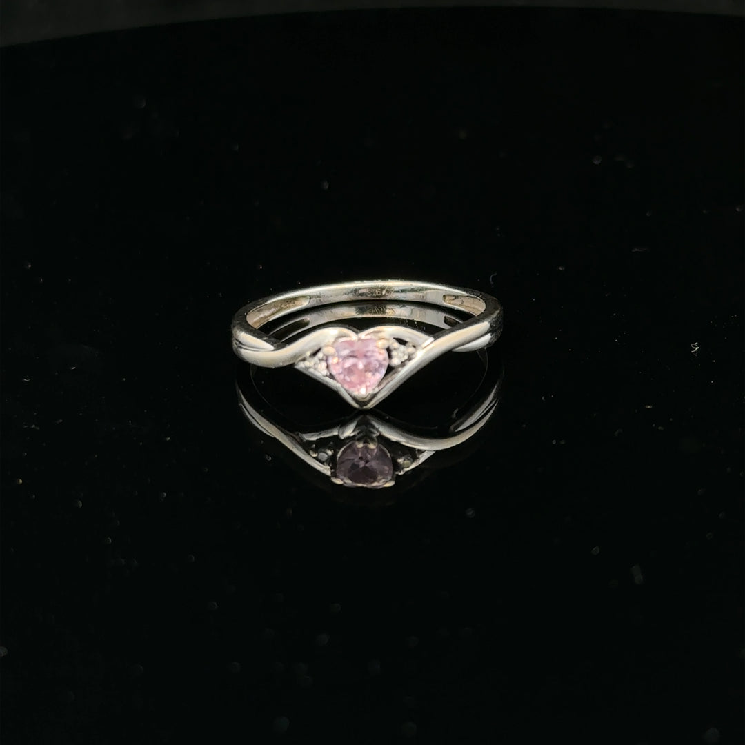 9ct white gold ring in size O, unbranded, showcasing a sleek and polished band with a smooth finish.