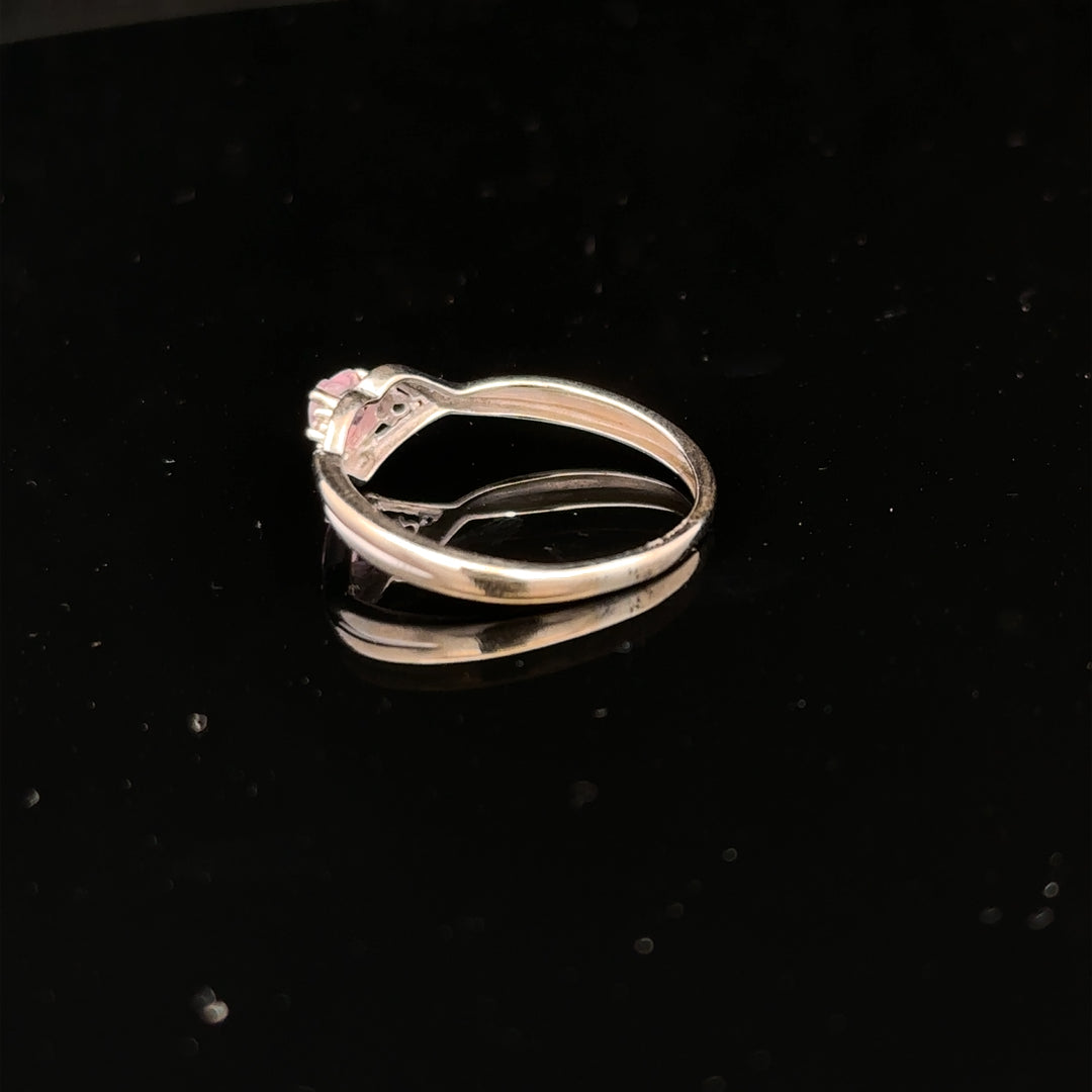 9ct white gold ring size O with a smooth band, unbranded, showcasing a polished finish and elegant design.
