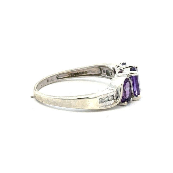 9ct white gold ring size O1/2 with a smooth, polished band, unbranded jewelry, showcasing elegant craftsmanship.