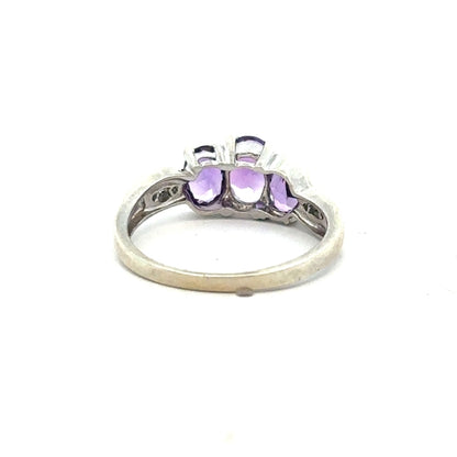 9ct white gold ring size O1/2 with a smooth polished finish, unbranded jewelry accessory.