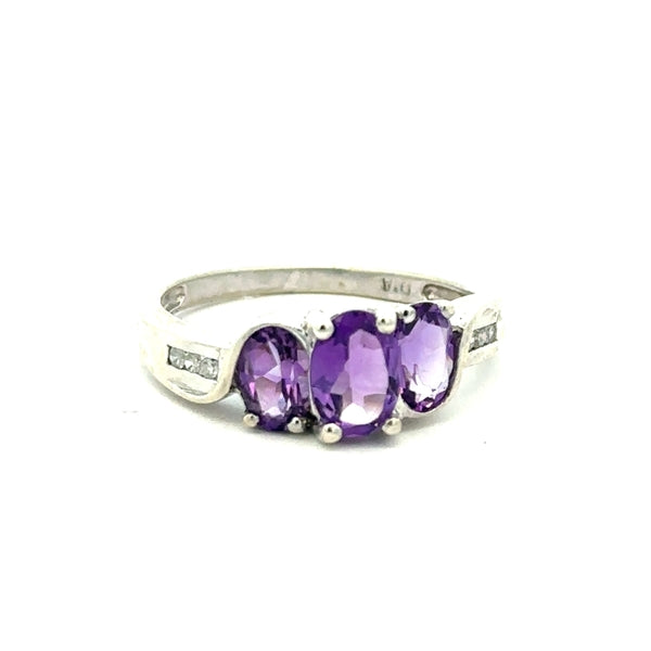 9ct white gold ring size O1/2 with a smooth polished band, unbranded jewelry, showcasing elegant craftsmanship.