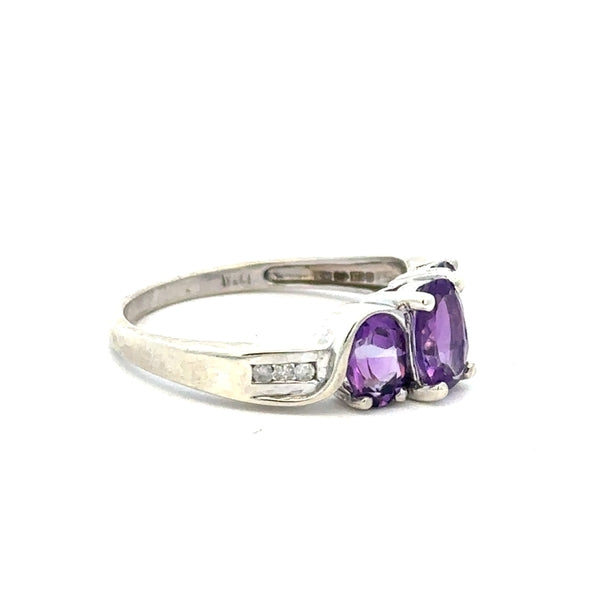 9ct white gold ring size O 1/2 with a sleek band, unbranded jewelry piece displayed on a plain background.