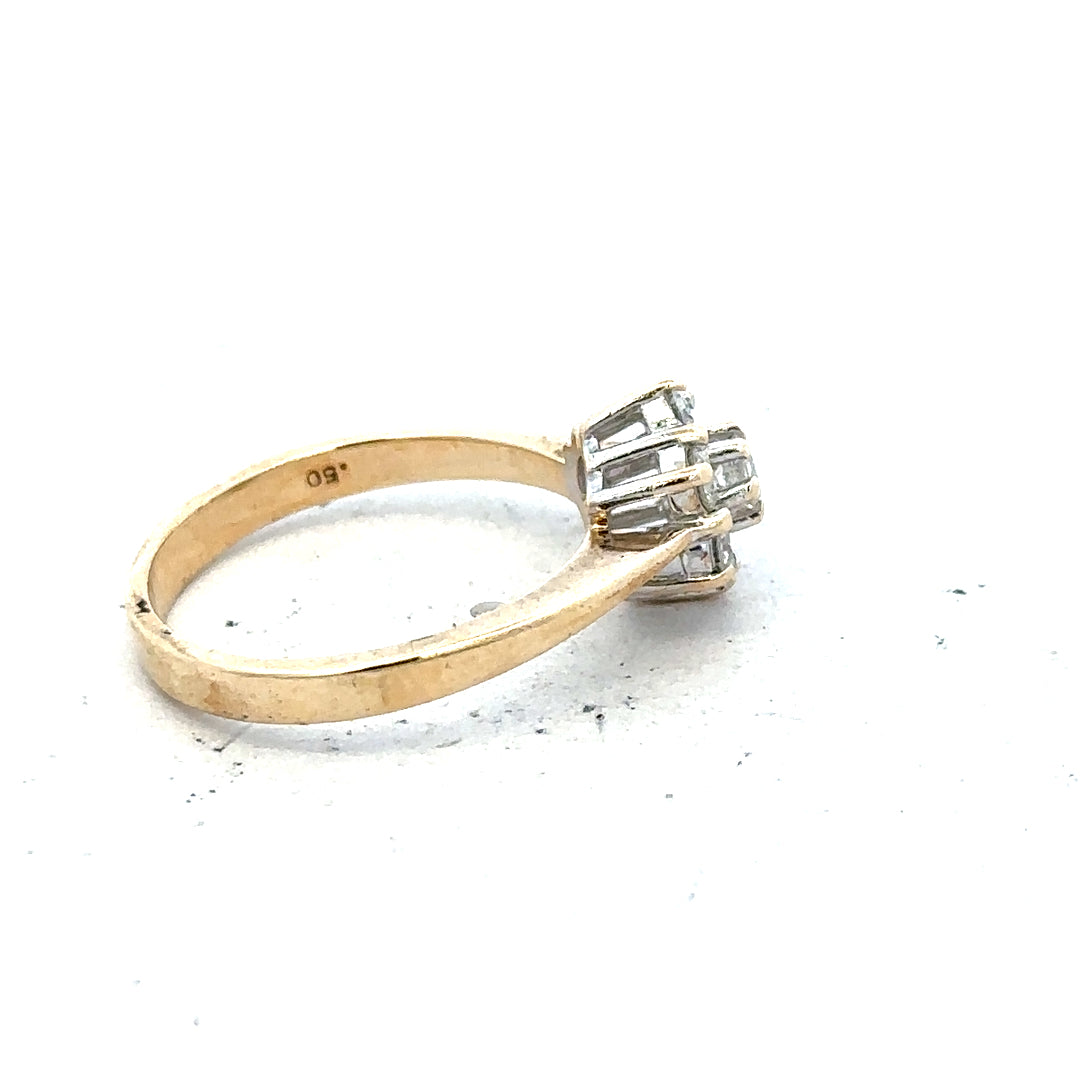9ct yellow gold diamond ring with 1/2 carat round cut diamond, size N, featuring a classic design and sparkling gemstone.