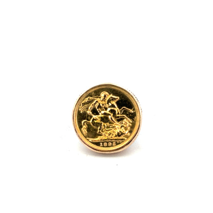 9ct yellow gold full sovereign ring in size O with detailed design, unbranded, showcasing classic gold jewelry craftsmanship