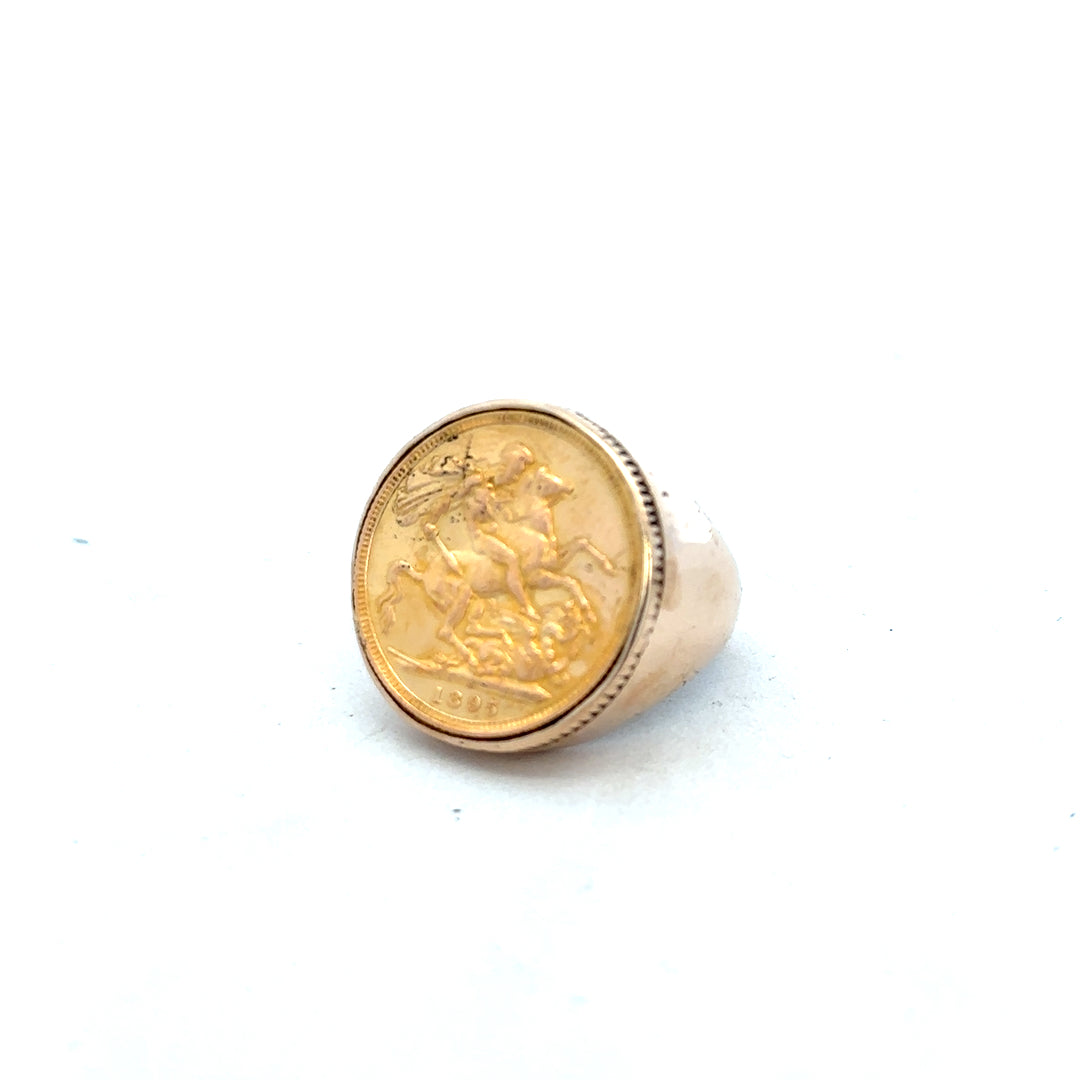 9ct yellow gold full sovereign ring in size O with detailed design, unbranded jewelry, classic gold ring style.