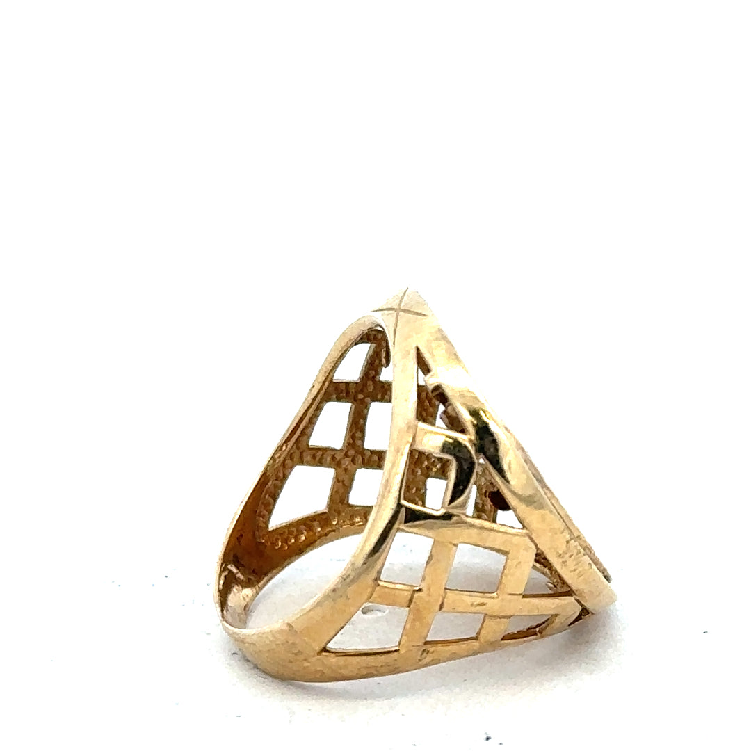 9ct yellow gold half Sovereign ring in size M1/2, featuring detailed vintage coin design, unbranded jewelry accessory.