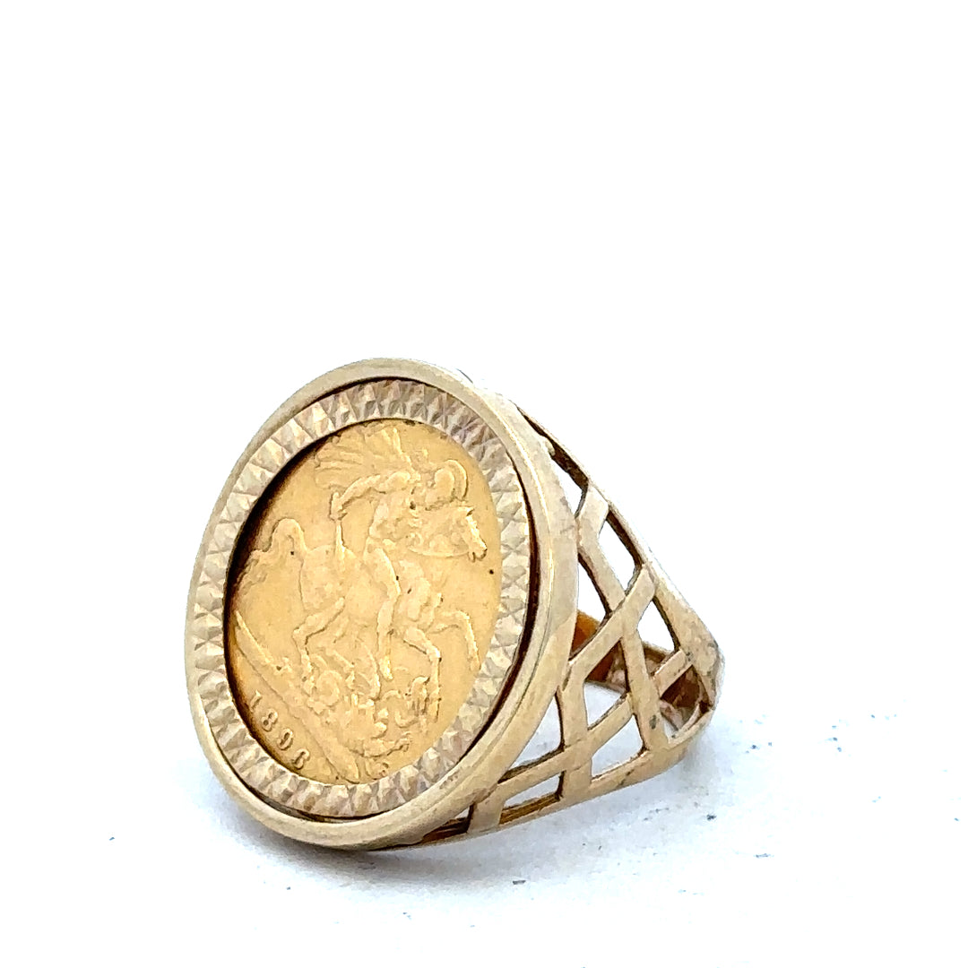 9ct yellow gold half Sovereign ring in size M1/2, featuring detailed coin design on an unbranded gold ring.