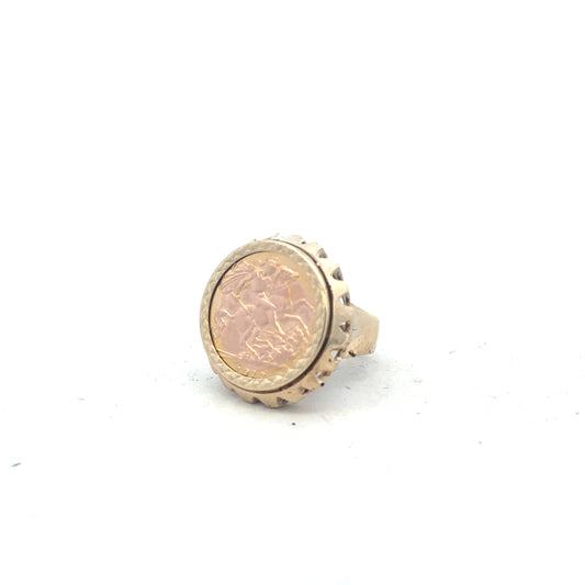 9ct yellow gold 1918 half sovereign ring in size K1/2 with detailed vintage coin design, unbranded jewelry piece.
