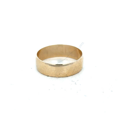 9ct yellow gold band ring in size Q1, featuring a smooth, polished finish and simple circular design.