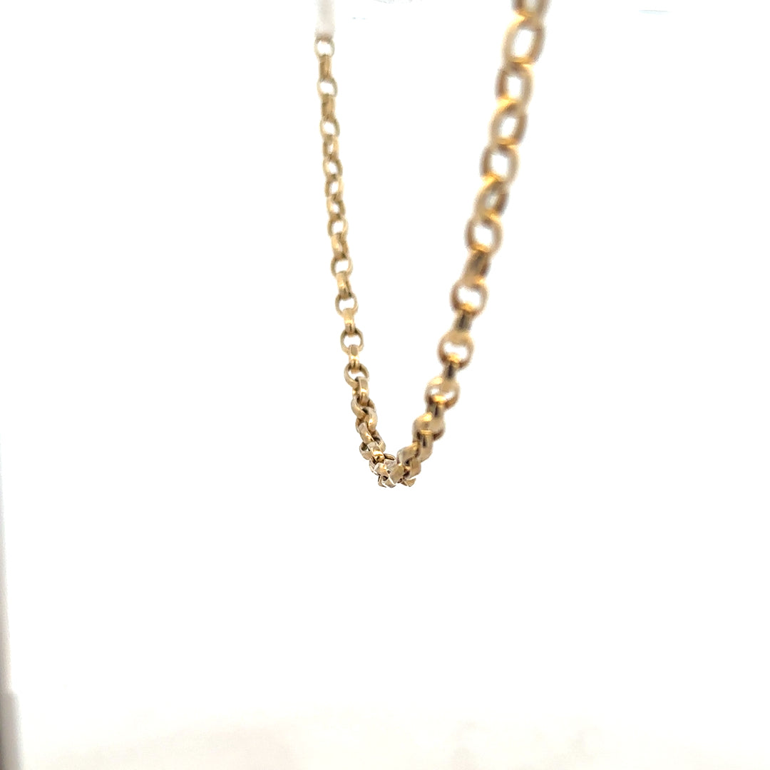 9ct yellow gold belcher chain weighing 17.3g, unbranded, with a classic linked design suited for jewelry or necklaces.