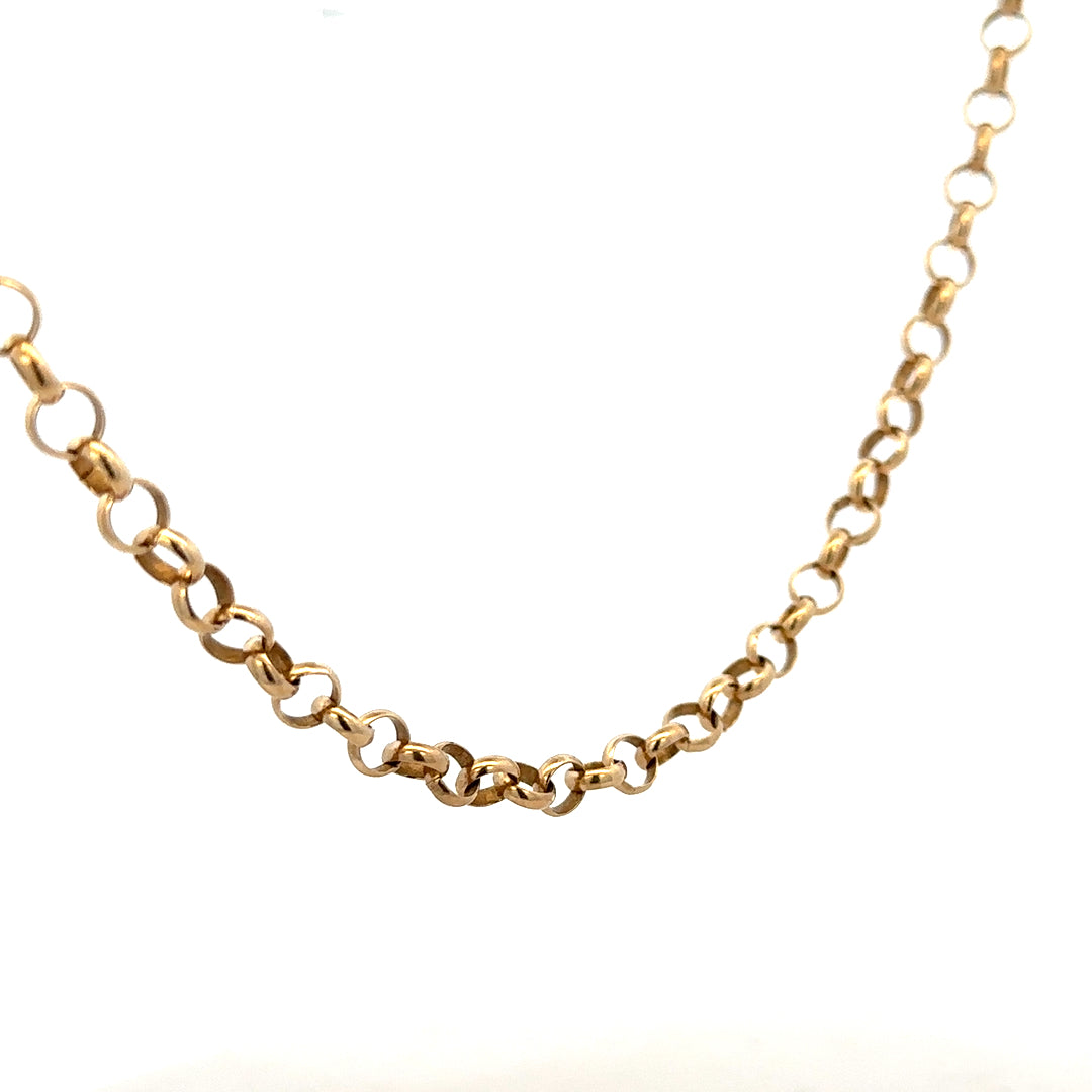9ct yellow gold belcher chain weighing 21.1g, showcasing its classic linked design and bright gold finish.