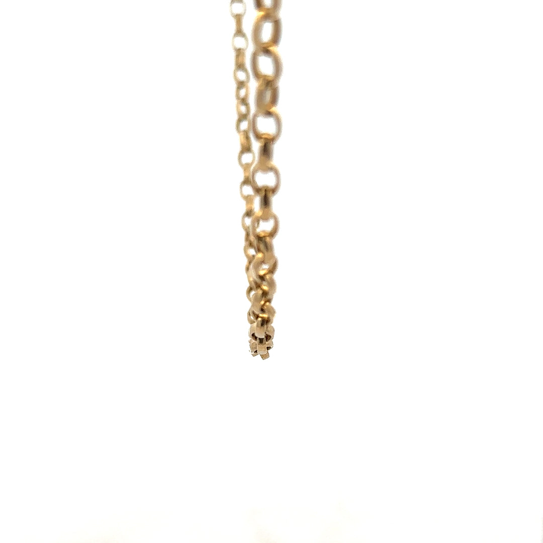 9ct yellow gold belcher chain pendant, unbranded, with detailed links, weighing 28g, showcasing fine craftsmanship and classic style.