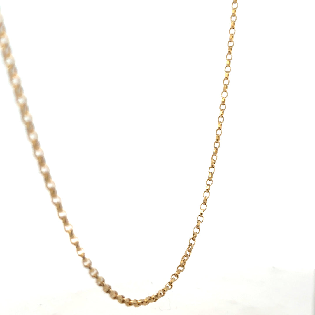 9ct yellow gold belcher chain weighing 5.2g, unbranded jewelry chain with classic link design, shown in a close-up image.