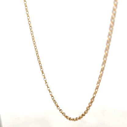 9ct yellow gold belcher chain, 5.2g, unbranded, showing close-up of the textured gold links for jewelry.