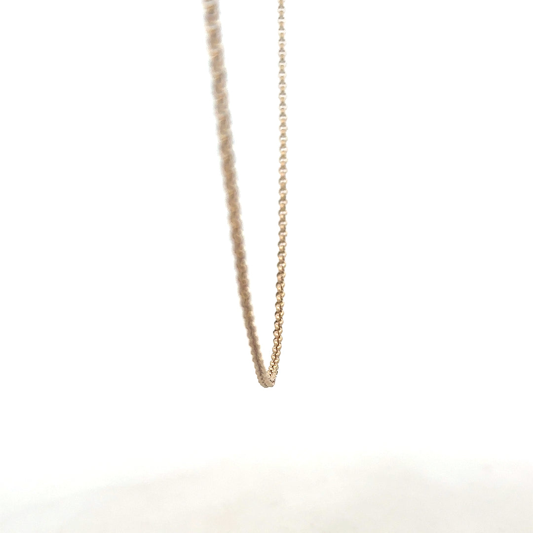 9ct yellow gold belcher chain weighing 5.3g, unbranded jewelry chain with classic linked design for everyday wear.