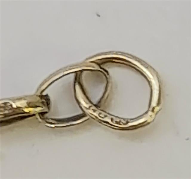 9ct yellow gold belcher chain weighing 6.6g, featuring interlinked round links, unbranded jewelry chain for men or women.