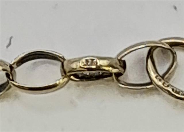 9ct yellow gold belcher chain weighing 6.6g, showcasing classic linked chain design with a polished finish.