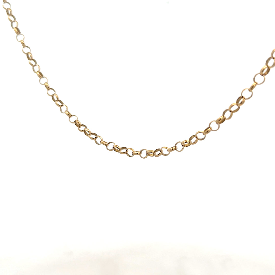 9ct yellow gold belcher chain with a secure link design, weighing 7.6g, showcasing detailed craftsmanship.