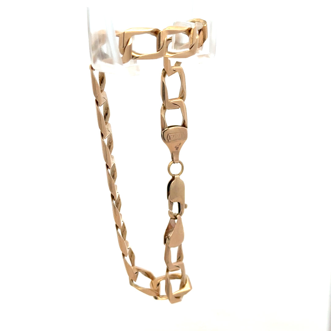 9ct yellow gold bracelet weighing 13.3g, unbranded jewelry accessory with a classic design, shown in the image.