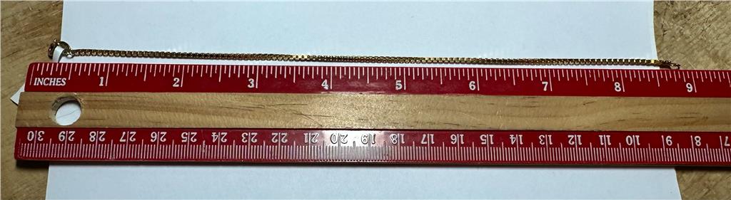 9ct yellow gold bracelet with a delicate chain design, weighing 3.7g, unbranded jewelry accessory.