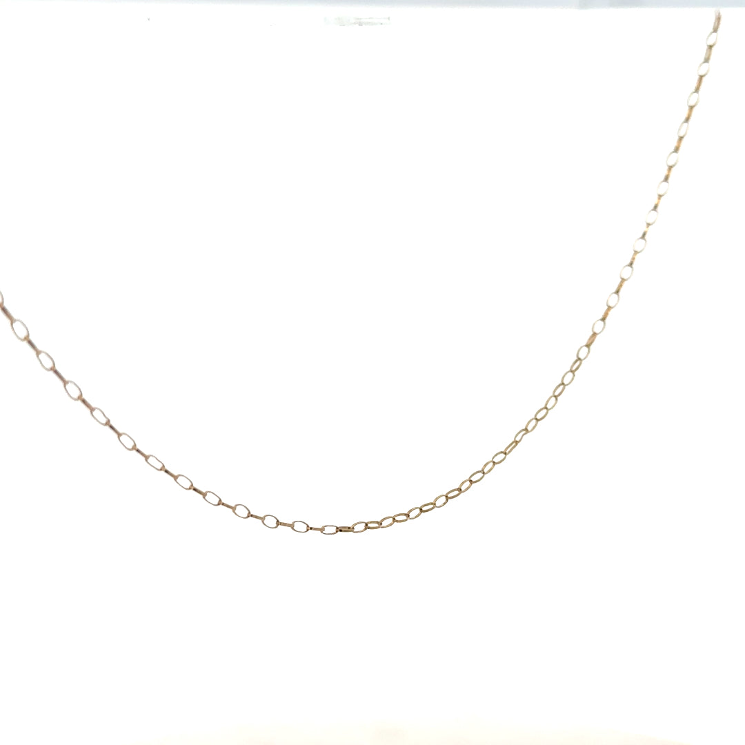 9ct yellow gold chain weighing 0.7g, unbranded, with a classic link design, shown on a white background.