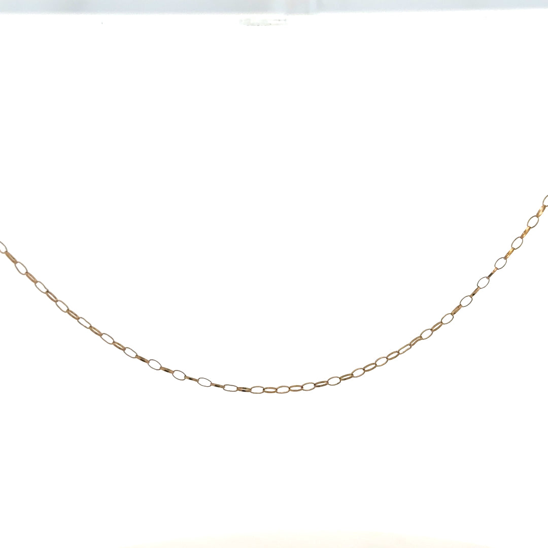 9ct yellow gold chain with a delicate link design, weighing 0.7g, unbranded jewelry accessory for everyday wear