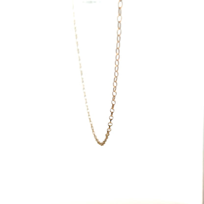 9ct yellow gold chain, lightweight jewelry piece weighing 0.7g, featuring a classic chain design with a smooth finish.