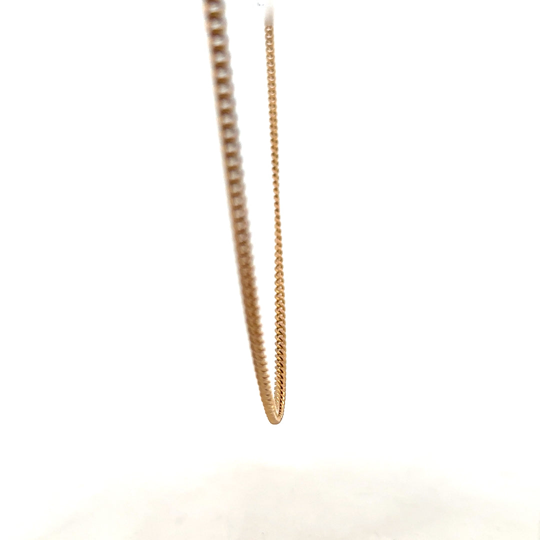 9ct yellow gold chain weighing 12.7g, unbranded jewelry chain shown with detailed close-up of links and gold finish.