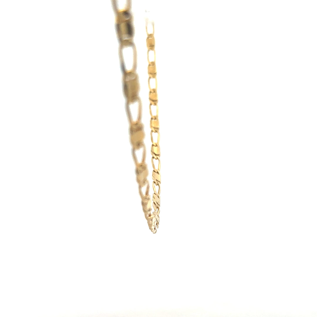 9ct yellow gold chain weighing 13.1g, unbranded jewelry chain with a classic link design, shown in a close-up image.