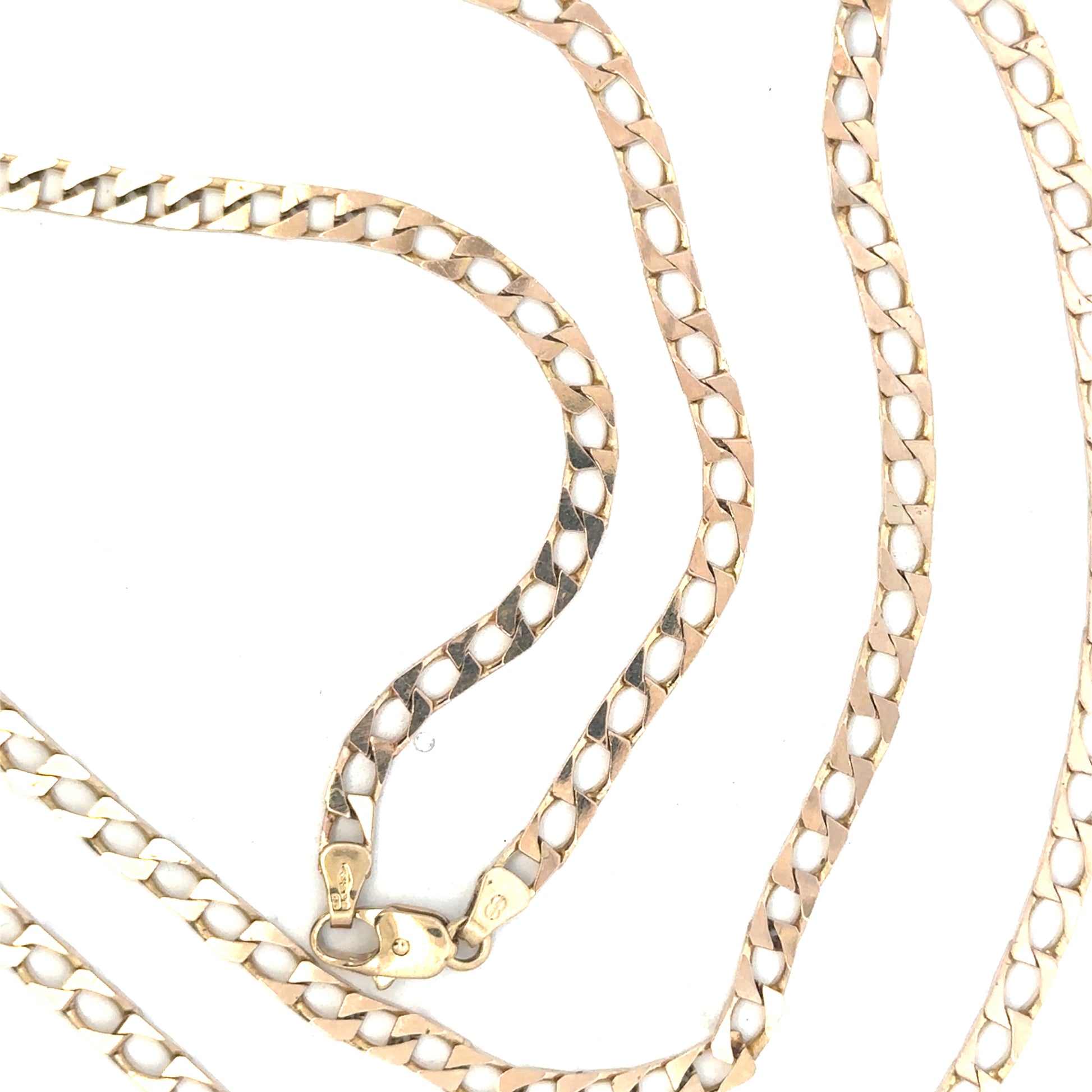 Unbranded 9ct yellow gold chain weighing 20.9g, showcasing a classic link design on a neutral background.