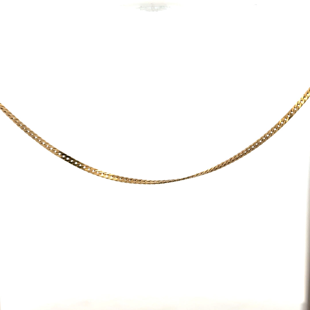 9ct yellow gold chain weighing 4.6g, unbranded, showcasing a sleek, elegant jewelry chain with detailed links.