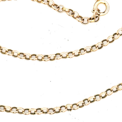 9ct yellow gold chain weighing 7.2g, unbranded, displayed with detailed close-up of polished gold links.