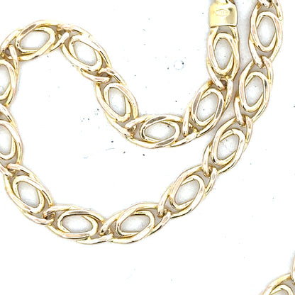 9ct yellow gold chain weighing 7.8g, unbranded jewelry chain with a classic design, visible links in the image