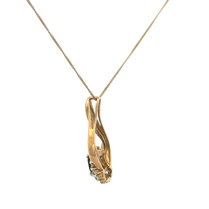 9ct yellow gold chain with pendant, unbranded jewelry accessory, 3g, featuring a detailed gold pendant on a matching chain.