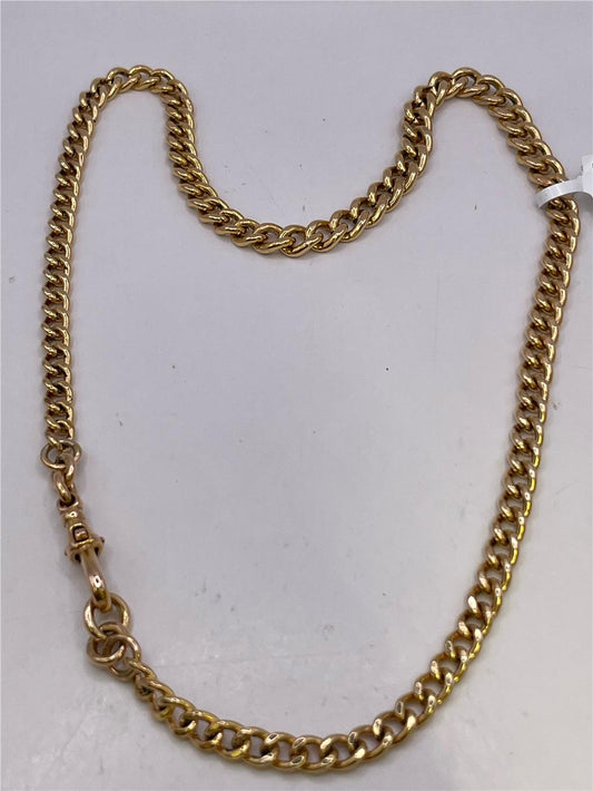 9ct yellow gold chain weighing 36.8g, unbranded jewelry chain, detailed close-up of the gold link design