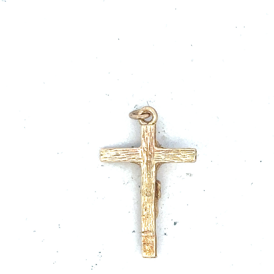 9ct yellow gold cross pendant weighing 1.6g, unbranded jewelry piece with detailed cross design on a plain background.