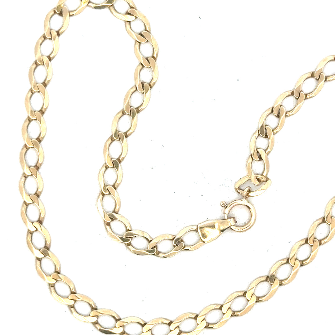 9ct yellow gold curb bracelet weighing 3.9g, unbranded, with a classic chain design visible in the image.
