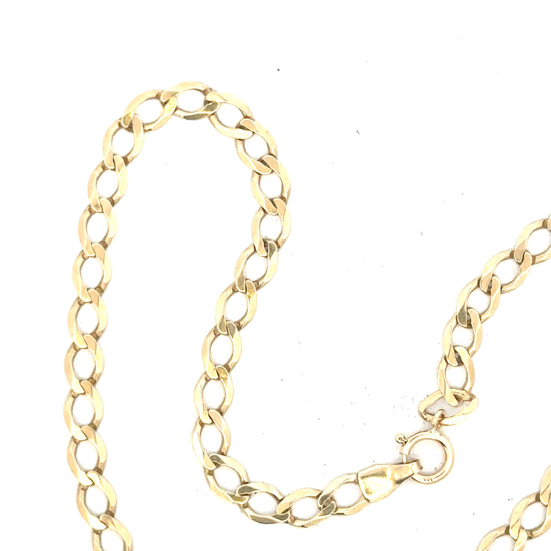 9ct yellow gold curb bracelet weighing 3.9g, unbranded, with a classic chain design visible in the image.