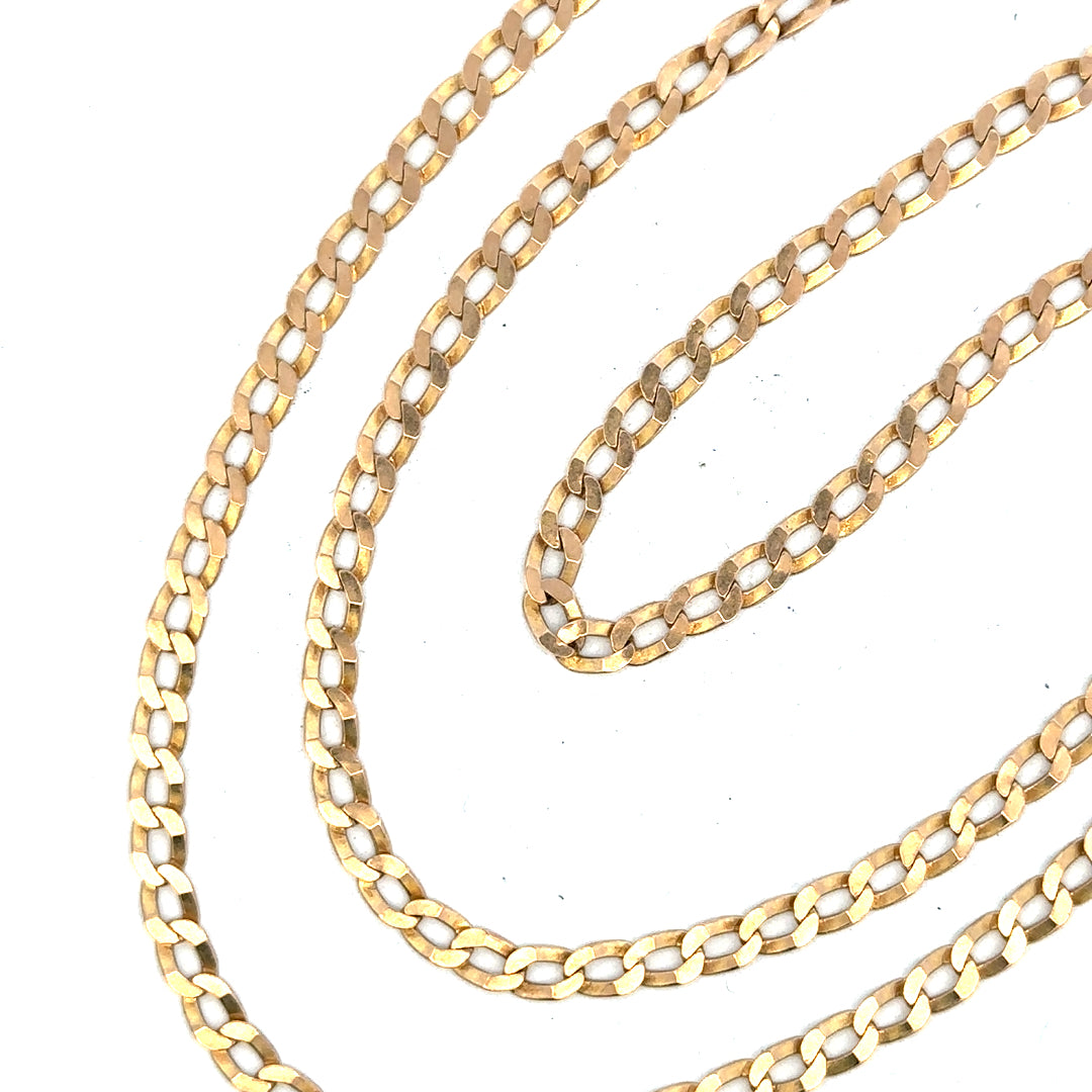 9ct yellow gold curb chain weighing 11.5g, unbranded jewelry chain with a classic link design and polished finish.