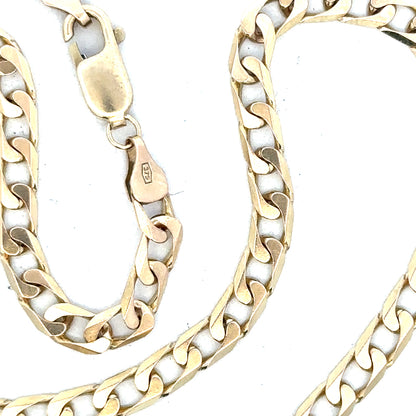 9ct yellow gold curb chain weighing 15.9g, unbranded jewelry accessory with classic link design.