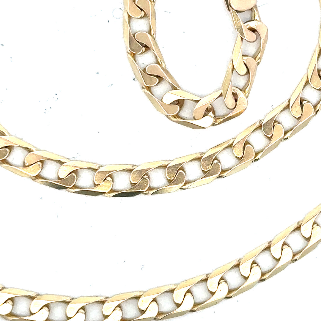 9ct yellow gold curb chain weighing 15.9g, unbranded jewelry with a classic link design, shown in a detailed product image.