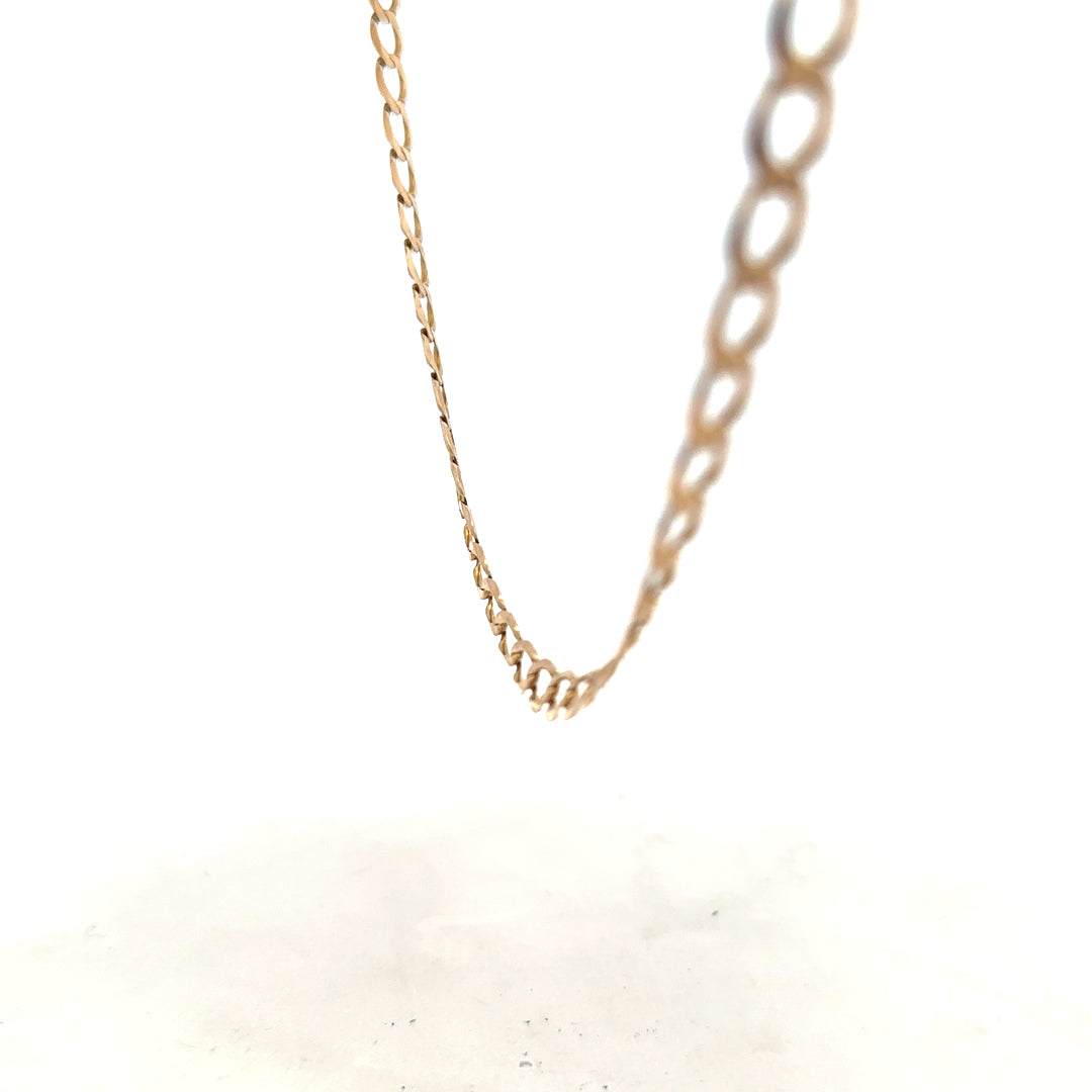 9ct yellow gold curb chain, unbranded, 17.3g, with detailed links, showcasing a classic jewelry chain design.