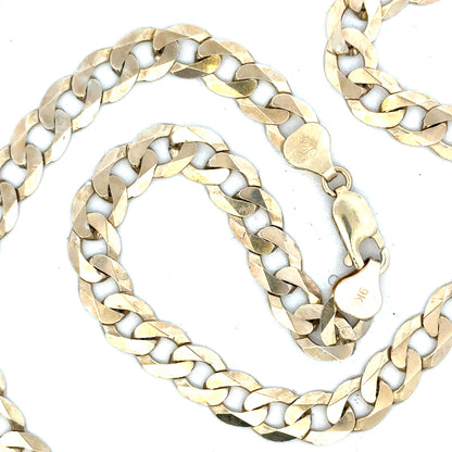 9ct yellow gold curb chain with a sturdy link design, 25.8g, showcasing fine craftsmanship and a polished finish.