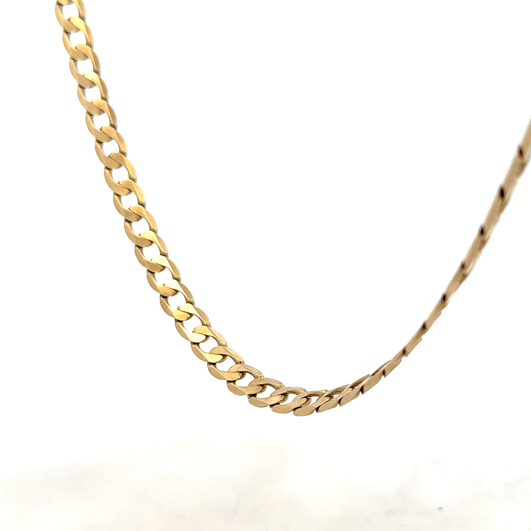9ct yellow gold curb chain, unbranded, with a weight of 30.3 grams, featuring classic linked design and polished finish.