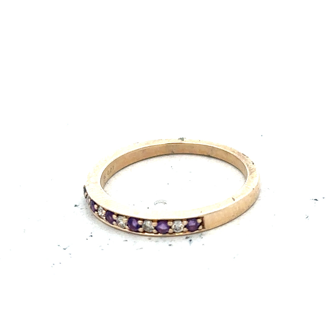 9ct yellow gold ring with diamond and amethyst gemstones, size N, featuring a detailed design and polished finish.