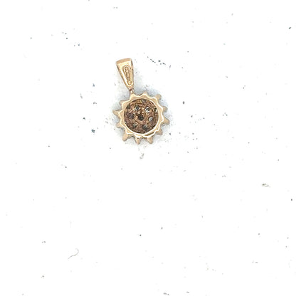 9ct yellow gold diamond pendant, unbranded, featuring a sparkling diamond, weight 0.6g, elegant jewelry accessory.
