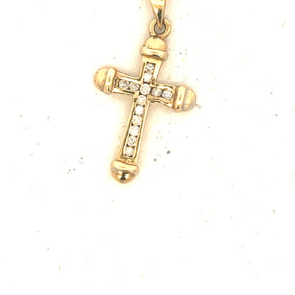 9ct yellow gold diamond pendant, unbranded, featuring a sparkling diamond, weighing 1.7 grams, elegant jewelry accessory.
