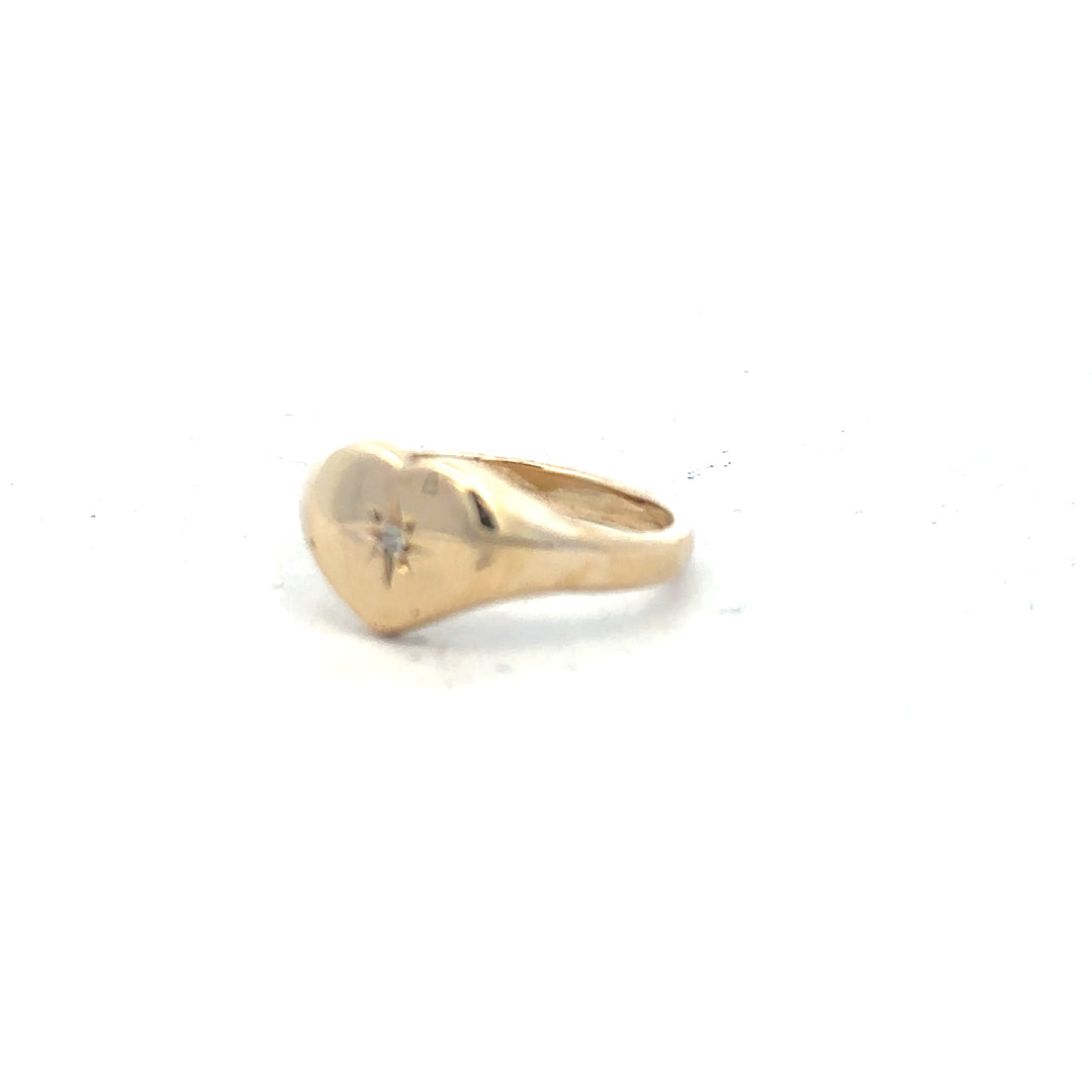 9ct yellow gold diamond ring in size J with a sparkling diamond, unbranded jewelry, elegant and classic design.