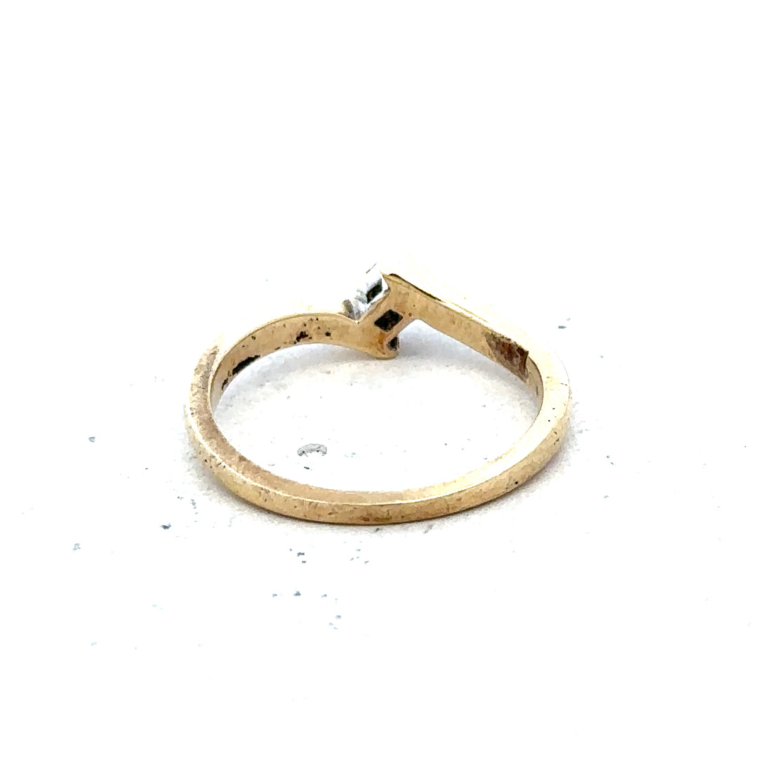 9ct yellow gold diamond ring, size K 1/2, unbranded, 2.3g, featuring a sparkling diamond setting.